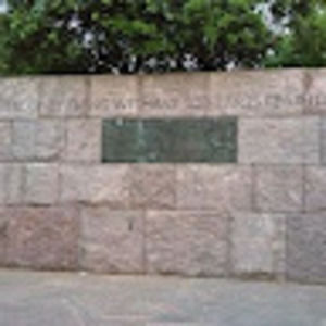 Meet your Posher, Claire